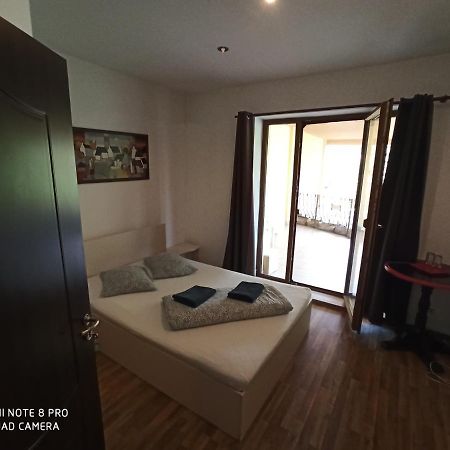 Quik Hotel Braşov Eksteriør billede