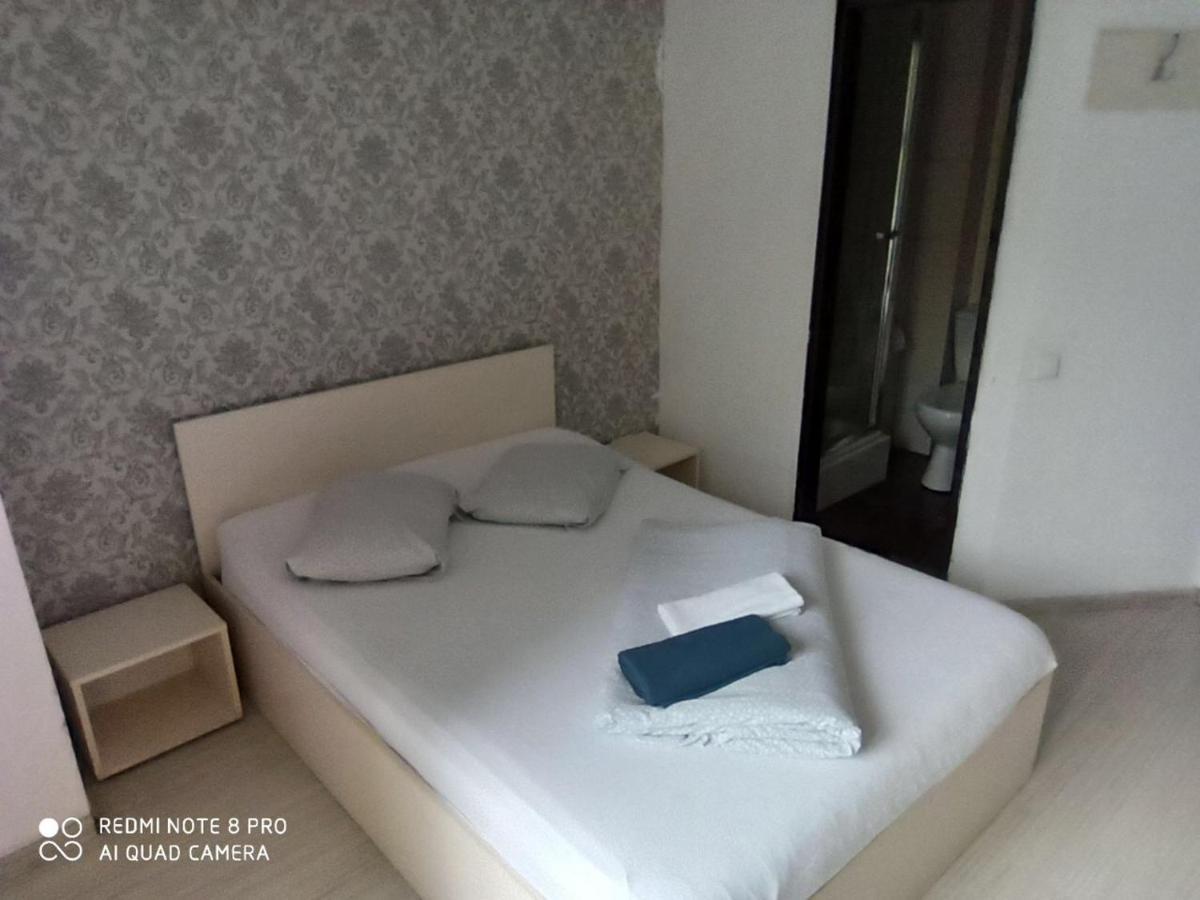 Quik Hotel Braşov Eksteriør billede